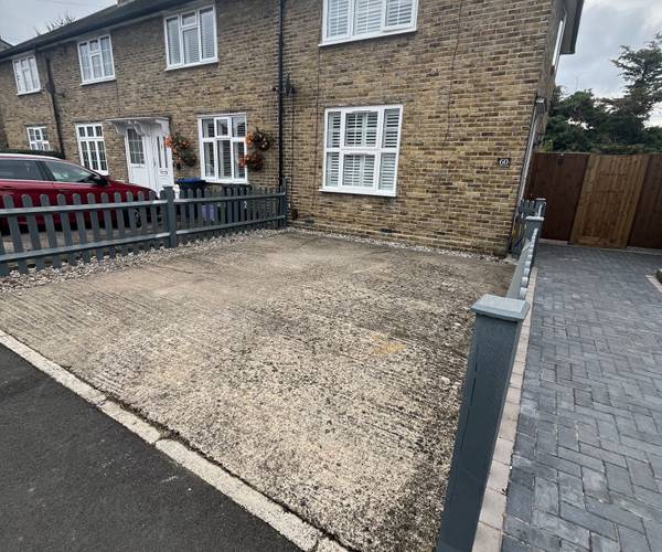 Parking on Bordesley Road, SM4