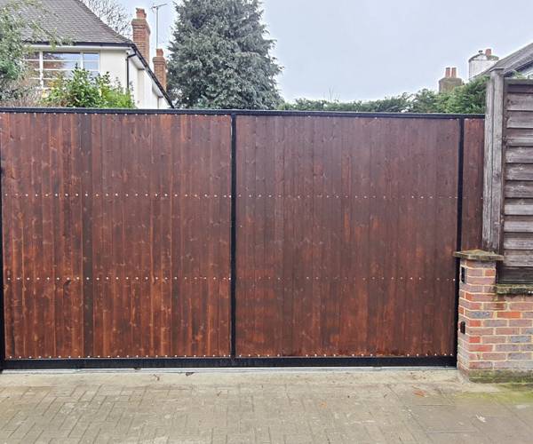 Parking on Osterley Road, TW7