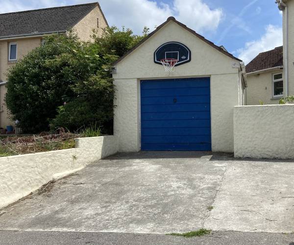 Parking on Grenville Crescent, TR11