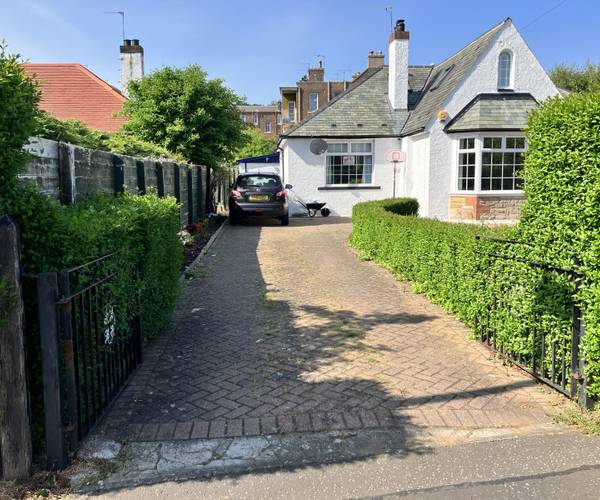Riversdale Road, EH12