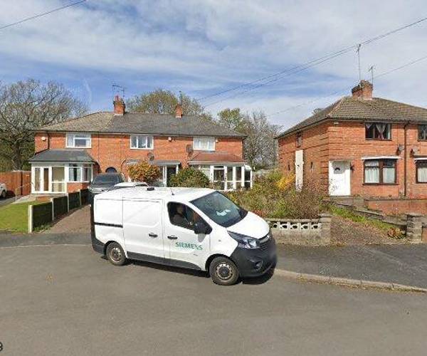Parking on Rodbourne Road, B17