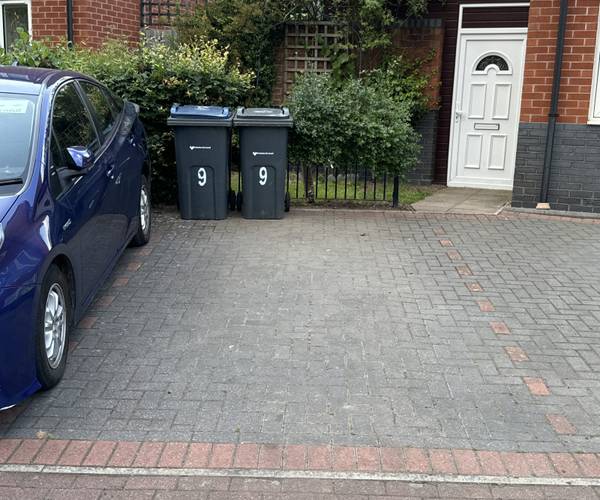 Graston Close, B16
