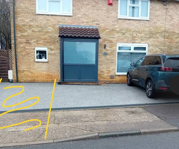 Parking on Rowland Road, SG1