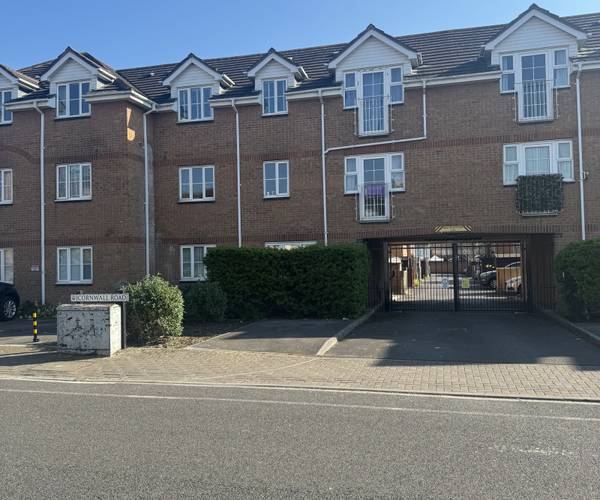 Parking on Cornwall Road, PO1