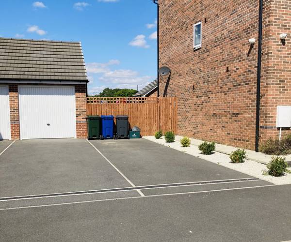 Parking on Town End Drive, DN4