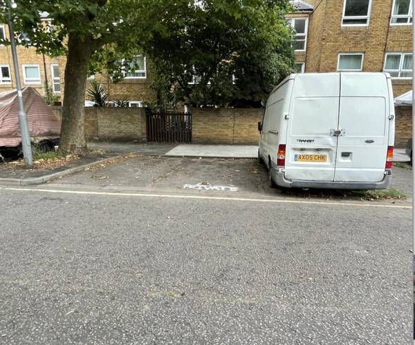 Parking on Garrick Close, SW18