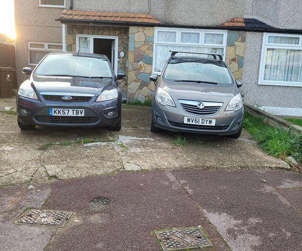 Parking on Mayswood Gardens, RM10