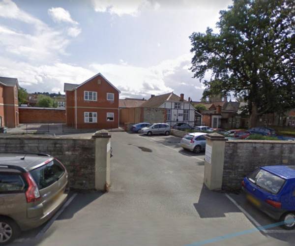 Parking on Benedict Street, BA6