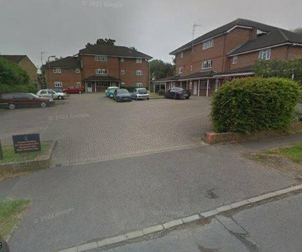 Parking on Timperley Gardens, RH1