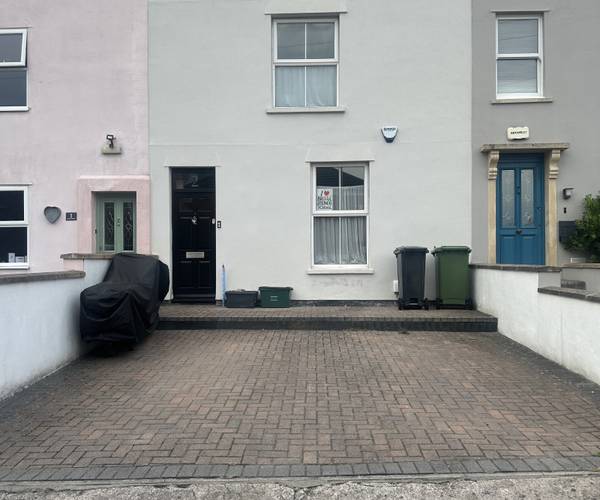 Parking on Princes Place, BS7