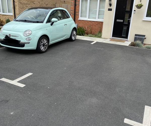 Parking on Bloomfield Drive, PE29