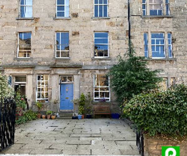 East Broughton Place, EH1