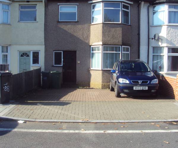 Parking on Eardley Road, SW16