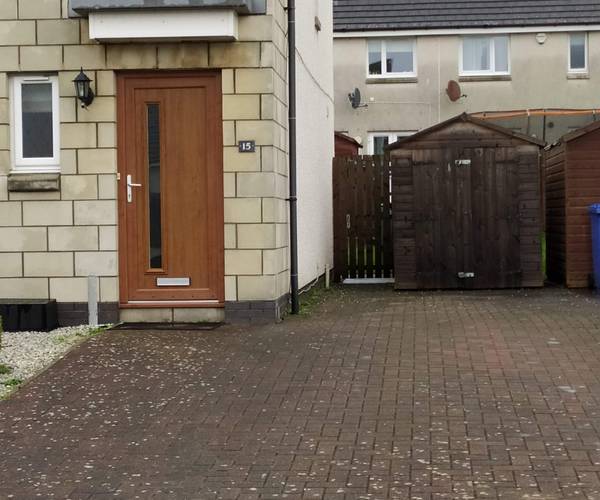 Parking on Springbank Crescent, G31
