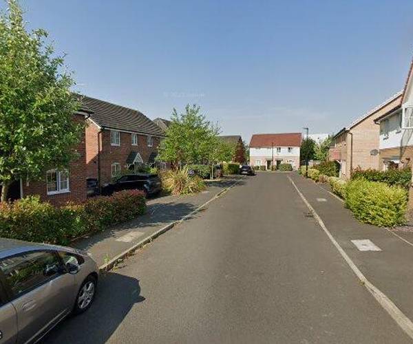 Mensforth Close, M32