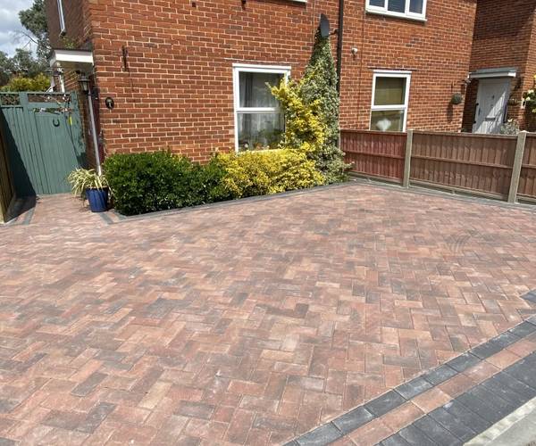 Titchfield Road, SM5