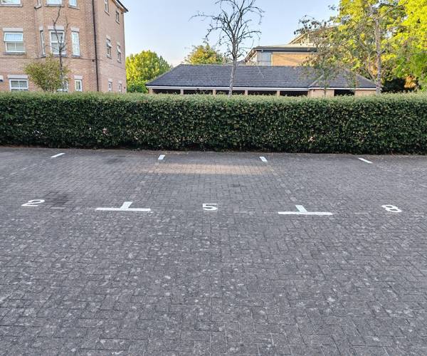 Parking on Regency Square, CB1