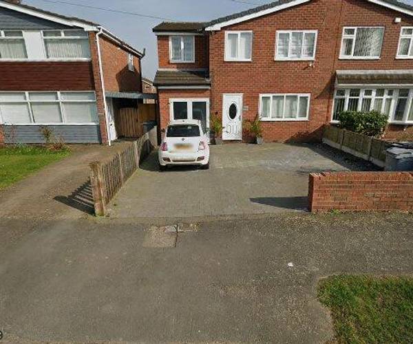 Long Lane, CW10