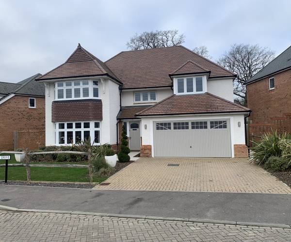 Parking on Timbergate Drive, RH17