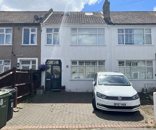 Parking on Churchmore Road, SW16