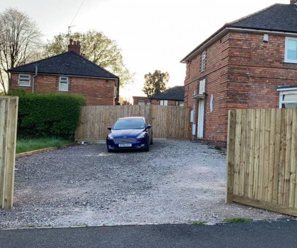 Parking on Poole Crescent, B17