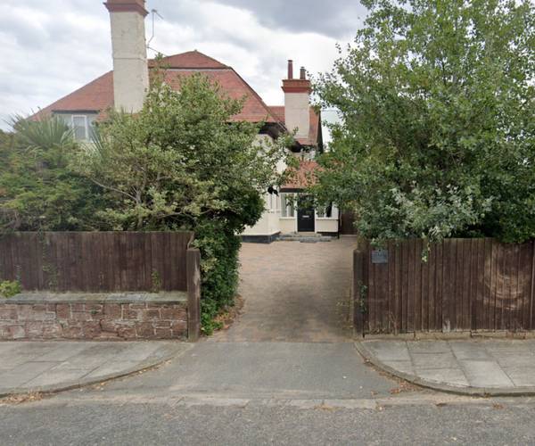 Parking on Penrhos Road, CH47