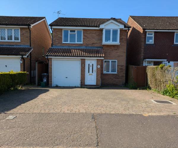 Parking on Hollymead Close, CO4
