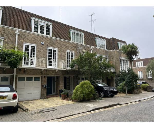 Parking on Holland Park Road, W14