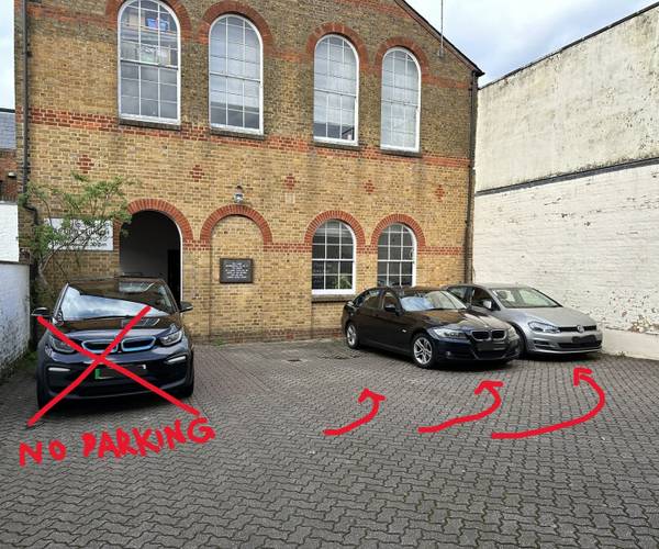 Parking on Russell Street, SL4