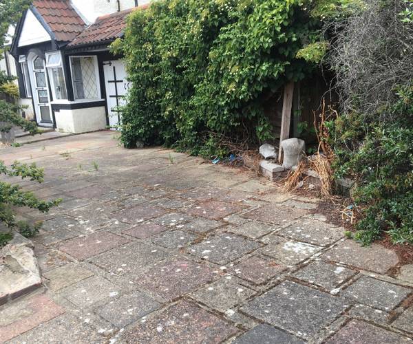 Parking on Romsey Road, RM9