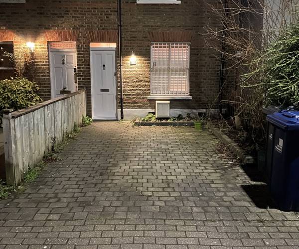 Parking on Mountfield Road, W5