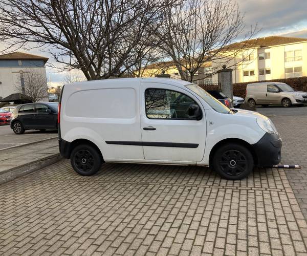 Parking on Bloomfield Court, AB10