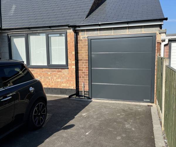 Parking on Farmer Ward Road, CV8