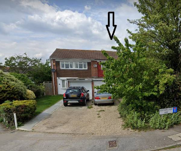 Parking on Hatherleigh Way, RM3