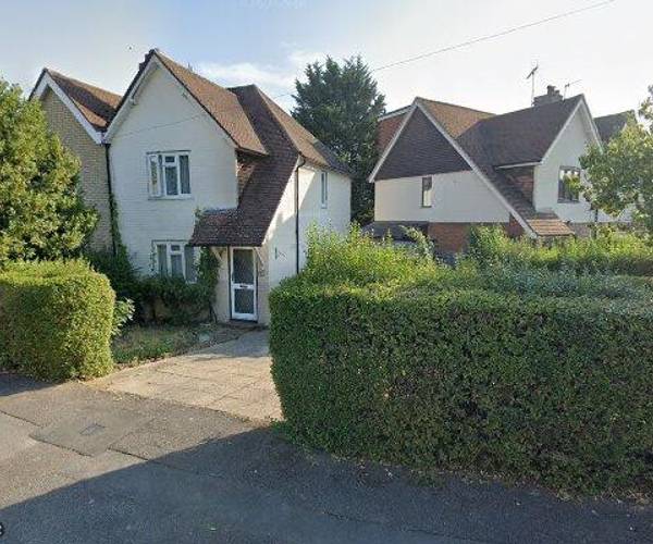 Raymond Crescent, GU2