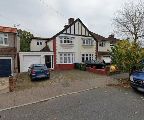 Parking on Penshurst Avenue, DA15