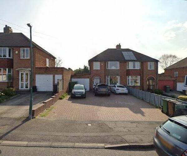 Windsor Drive, B92