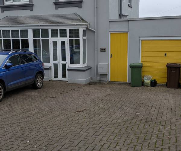 Parking on Alma Road, PL3