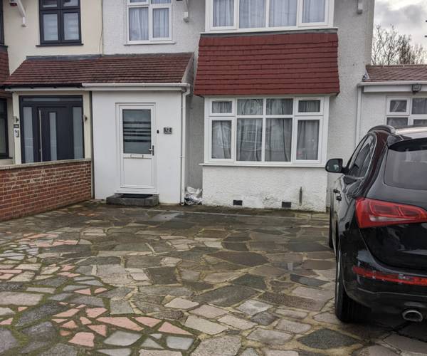 Parking on North View, HA5