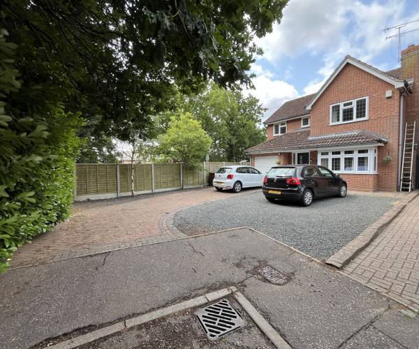 Parking on Wryneck Close, CO4