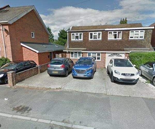 Forest Road, RG45