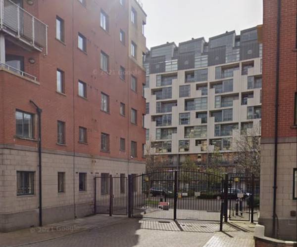 Parking space on 84 Great Bridgewater Street, M1
