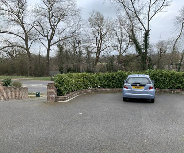 Parking on Brighton Road, RH1