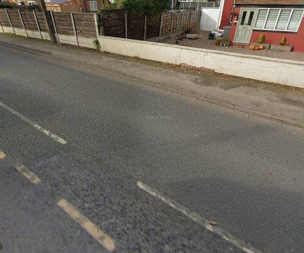 Parking on Manchester Road, M31