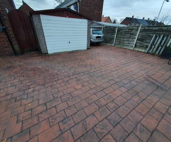 Ruddpark Road, M22