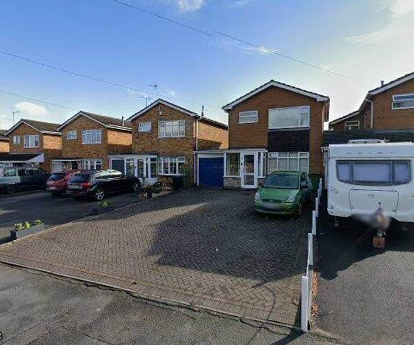 Parking on Moss Grove, DY6