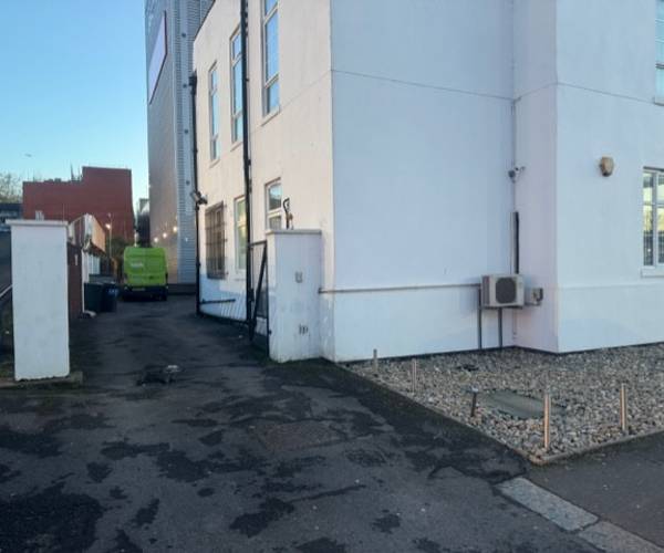 Parking on Power Road, W4