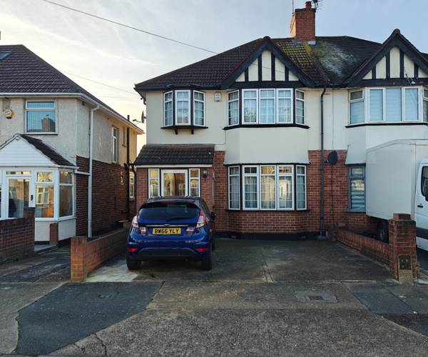 Wentworth Crescent, UB3