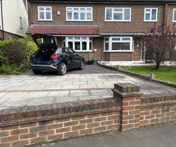 Parking on Sackville Crescent, RM3