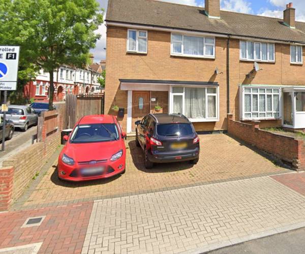 Parking on Southcroft Road, SW17